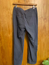 Load image into Gallery viewer, Size M Black Diamond Men&#39;s Pants
