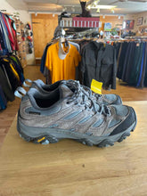 Load image into Gallery viewer, Shoe Size 11 Merrell Blue Hiking Shoes
