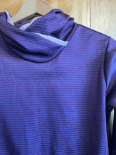 Load image into Gallery viewer, Size XS Columbia Purple Women's Hoodie
