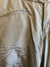 Load image into Gallery viewer, Size M White Sierra Black Women's Snow Pants
