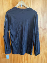 Load image into Gallery viewer, Size Small thirtytwo Men&#39;s Long Sleeve Shirt
