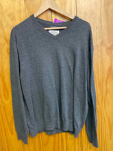 Load image into Gallery viewer, Size XL St John's Bay Men's Long Sleeve Shirt

