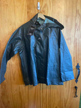 Load image into Gallery viewer, Size S Helly Hansen Men's Jacket

