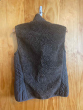 Load image into Gallery viewer, Size Medium Patagonia Brown Women's Vest
