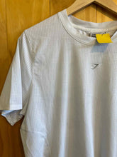 Load image into Gallery viewer, Size M GymShark Men's Short Sleeve Shirt
