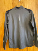 Load image into Gallery viewer, Size Large Nike Men's Light Jacket
