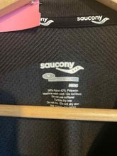 Load image into Gallery viewer, Size Medium Saucony Men's Long Sleeve Shirt
