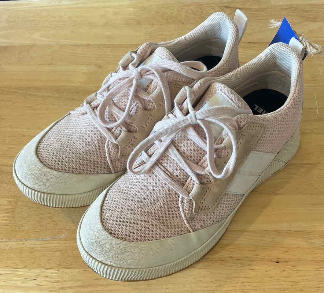 Women's Shoe Size 8 Sorel Pink Running Shoes