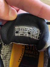 Load image into Gallery viewer, 9 Keen Men's Hiking Shoes
