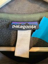 Load image into Gallery viewer, Patagonia Men's Fleece
