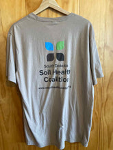Load image into Gallery viewer, Size X-Large DistRict Men&#39;s Short Sleeve Shirt
