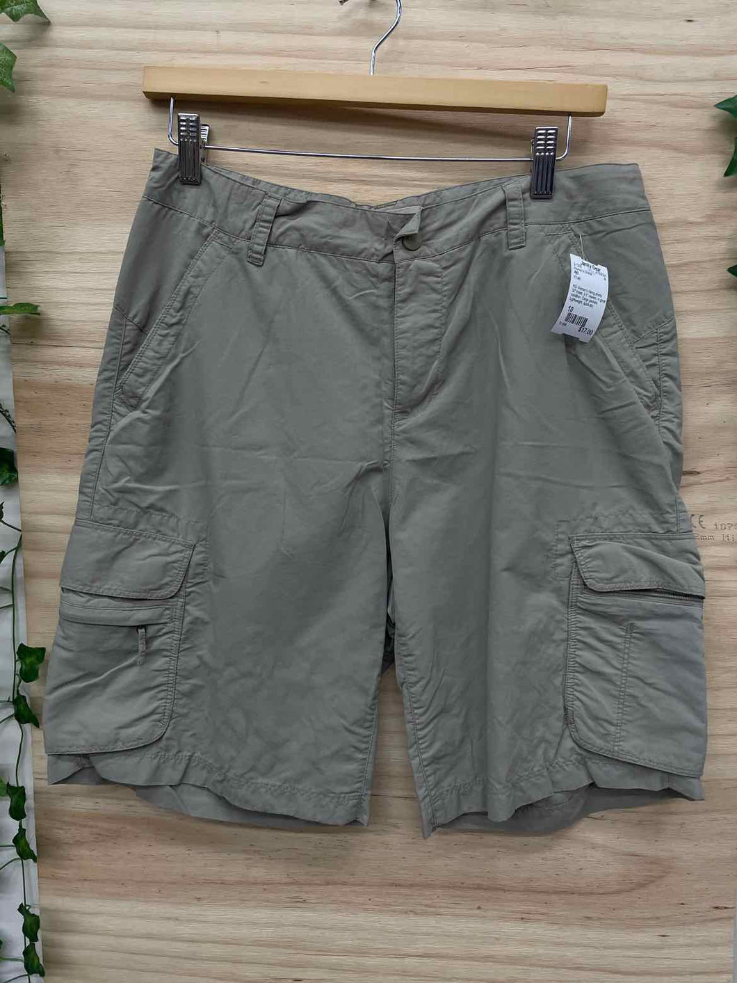 Size 10 REI Khaki Women's Shorts