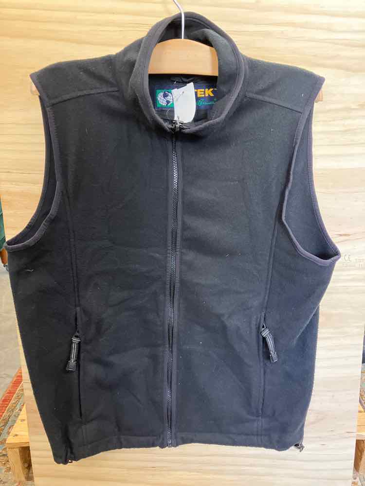 Size X-Small Eddie Bauer Men's Vest